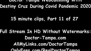 Destiny Cruz, Florida'da karantinadayken Doktor Tampa'ya sakso çekiyor